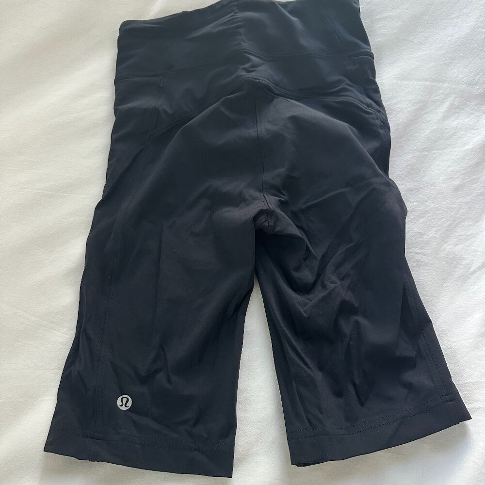 Lululemon On Pace Short 10" High Rise Black Size 4 Nulux Cycling Run Gym Hike